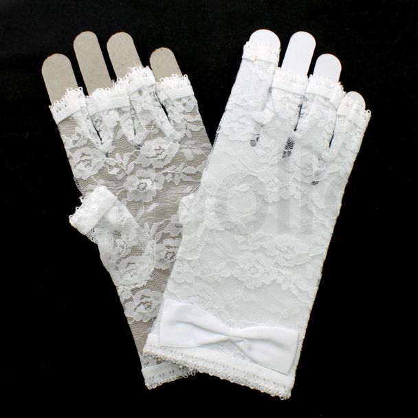 Short Fingerless Lace Gloves - White