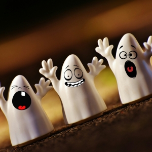Buy Wholesale Halloween Homeware at Apollo Wholesale