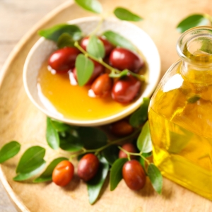 Explore Wholesale Jojoba Oil Toiletry Products