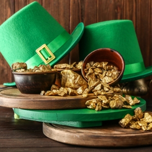 Buy Wholesale St. Patrick's Day Essentials at Apollo Wholesale
