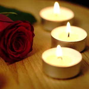 Buy Wholesale Tealight Holders at Apollo Wholesale
