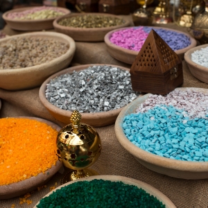 Buy Wholesale Bakhoor at Apollo Wholesale