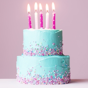Buy Wholesale Cake Candles at Apollo Wholesale