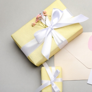 Buy Wholesale Birthday Gift Boxes at Apollo Wholesale