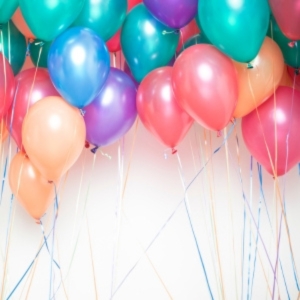 Buy Wholesale Decorations at Apollo Wholesale