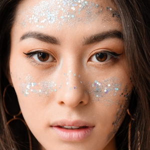 Buy Wholesale Make Up Glitter at Apollo Wholesale