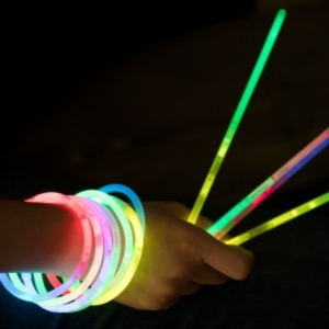 Buy Wholesale Glow Sticks at Apollo Wholesale