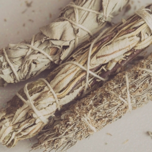 Buy Wholesale Smudge Sticks at Apollo Wholesale