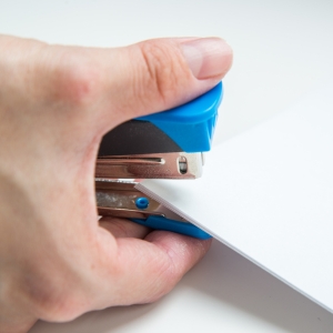 Buy Wholesale Staplers at Apollo Wholesale