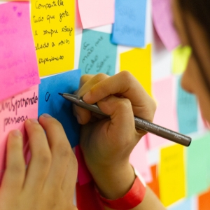 Buy Wholesale Sticky Notes at Apollo Wholesale