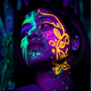 Buy Wholesale UV Makeup at Apollo Wholesale