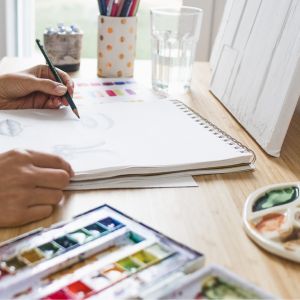 Buy Bulk Artist Supplies at Apollo Wholesale