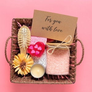 Wholesale Toiletries Gift Sets